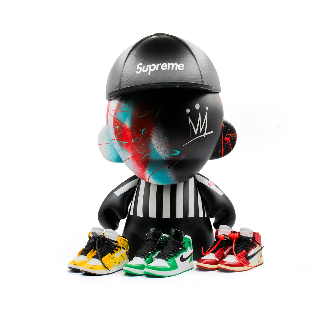 Toy art  I love Sneakers